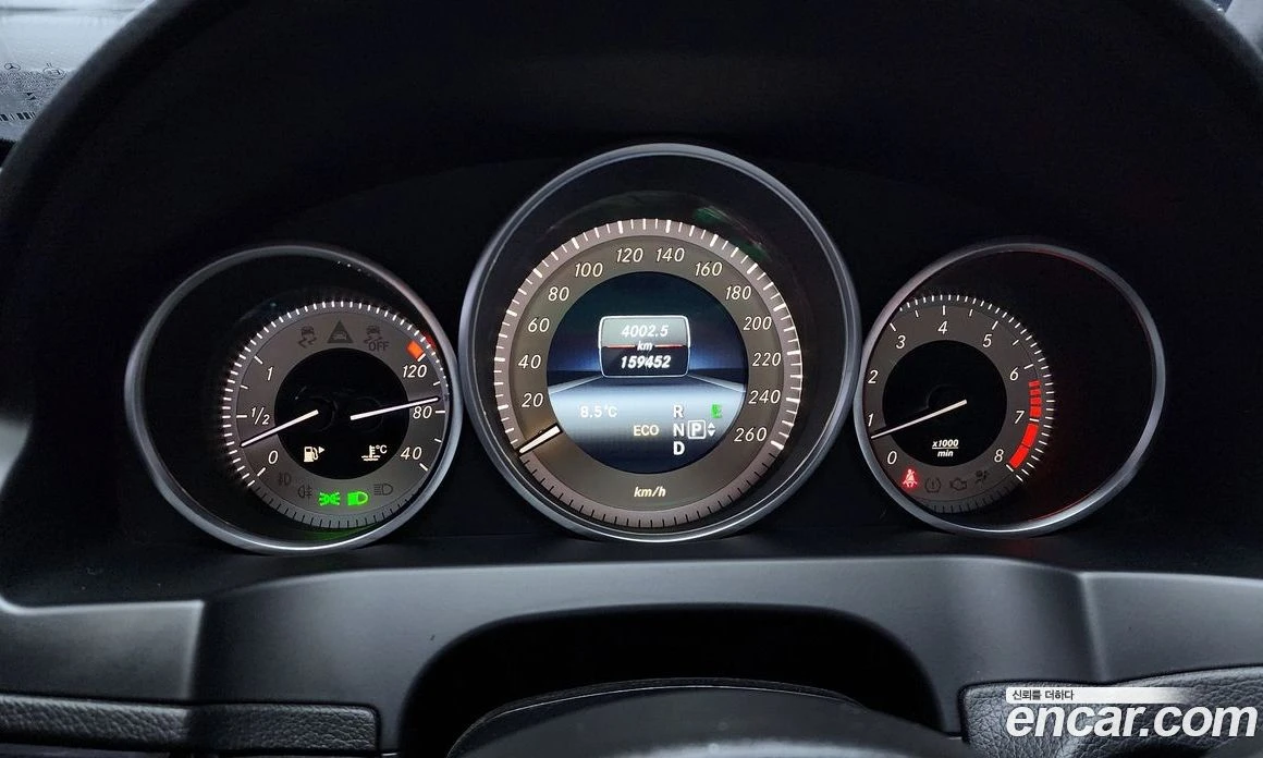 Mercedes-Benz E 200 E200 Coupe, снимка 8 - Автомобили и джипове - 55685028