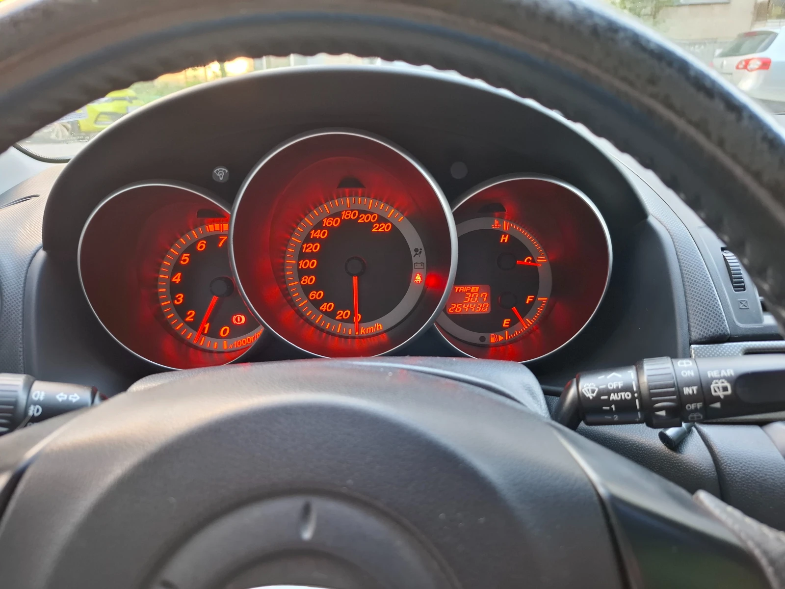 Mazda 3, снимка 8 - Автомобили и джипове - 56120565