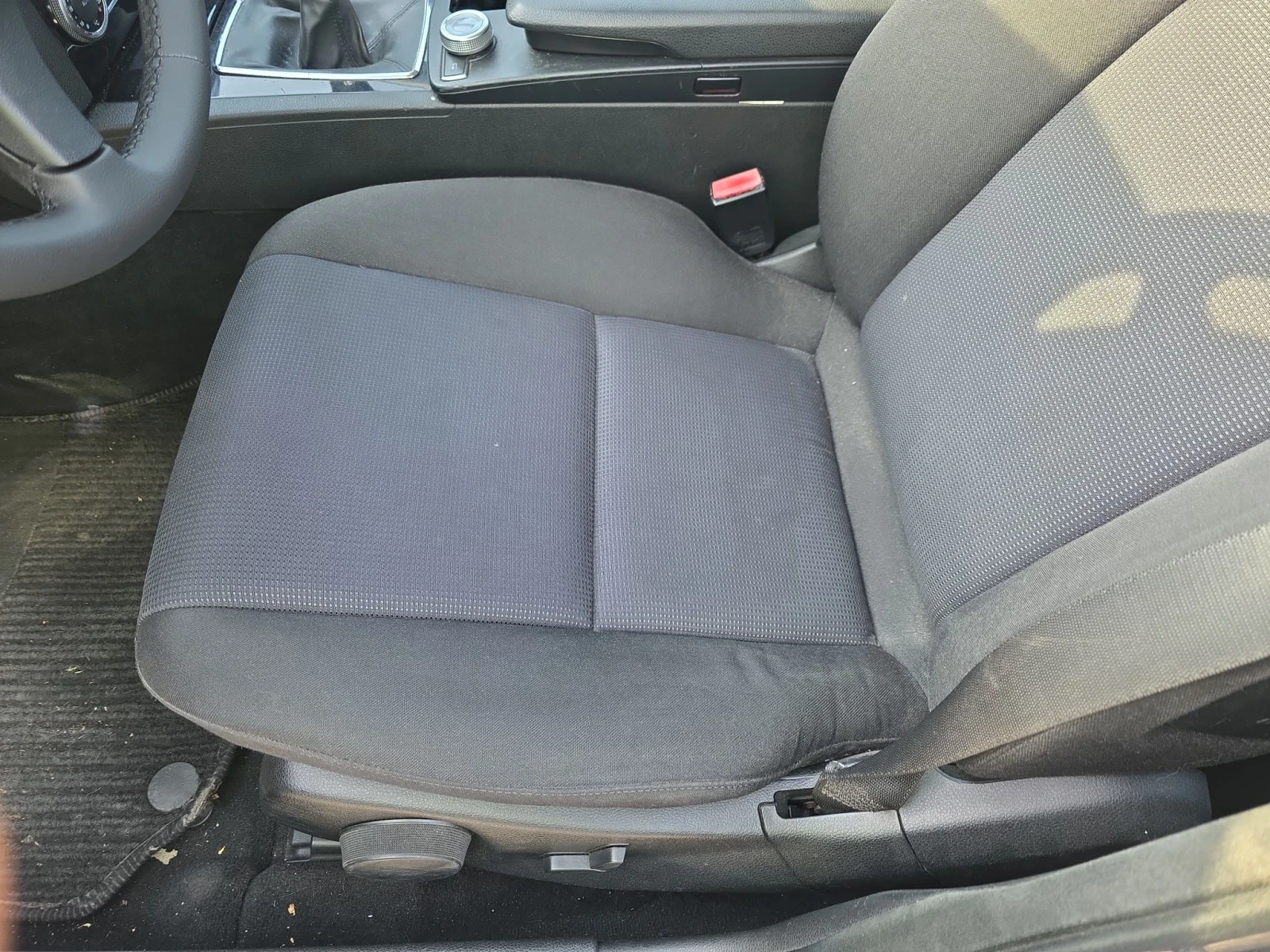 Mercedes-Benz C 200 Avangarg, снимка 12 - Автомобили и джипове - 56124428
