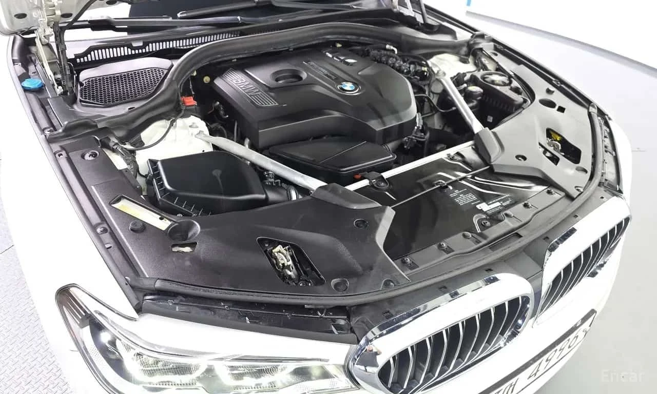 BMW 530 * 530i Luxury Plus * ЦЕНА ДО БГ, снимка 17 - Автомобили и джипове - 56313350