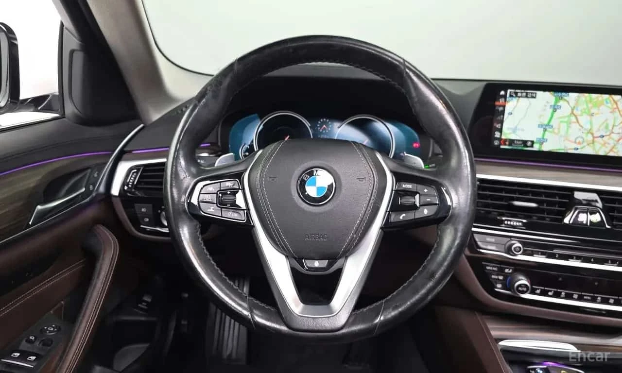 BMW 530 * 530i Luxury Plus * ЦЕНА ДО БГ, снимка 8 - Автомобили и джипове - 56313350