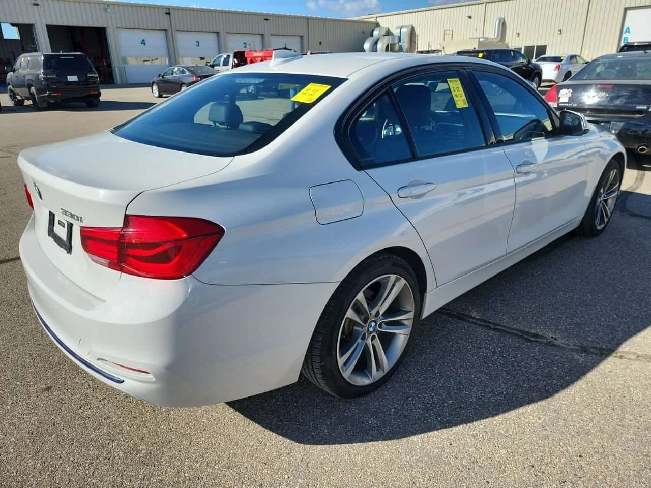 BMW 330 * xDrive * CARFAX * ����� �� ����������� | Mobile.bg � ����������� 3