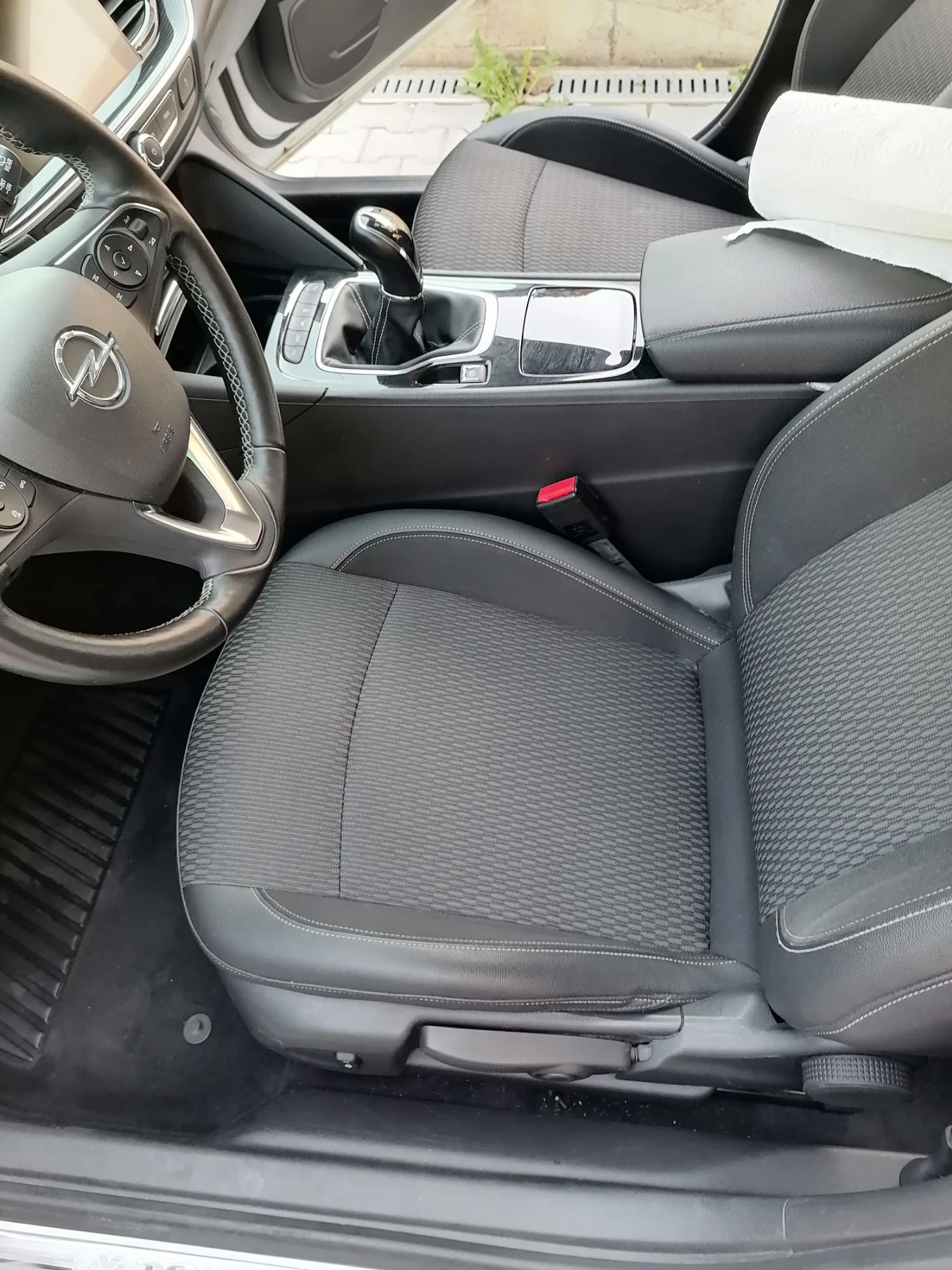 Opel Insignia Country Tourer (B), снимка 11 - Автомобили и джипове - 56628226