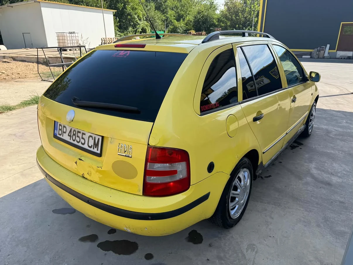 Skoda Fabia, снимка 3 - Автомобили и джипове - 56730349