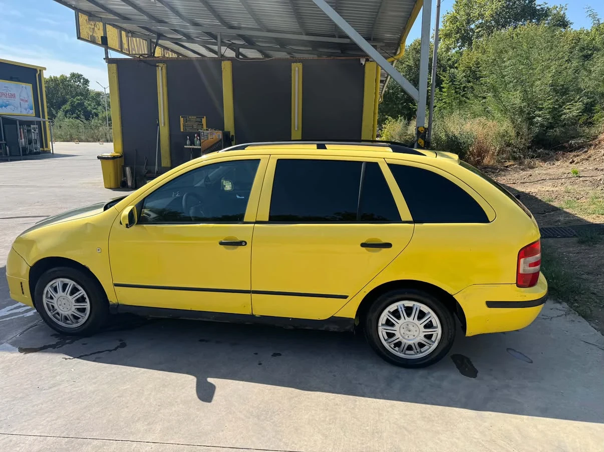 Skoda Fabia, снимка 4 - Автомобили и джипове - 56730349