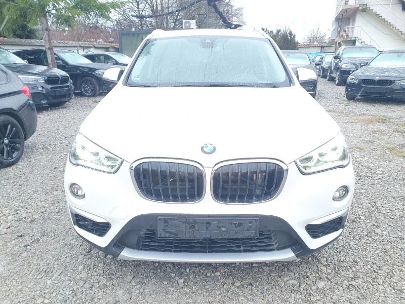 BMW X1 18d Sdrive! Harman Kardon! Панорама! Ръчка! , снимка 2 - Автомобили и джипове - 48429317