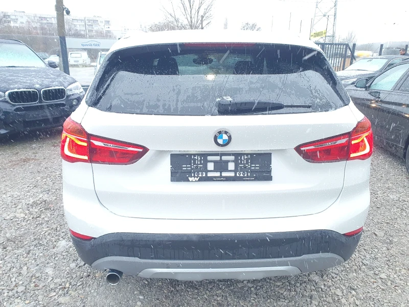 BMW X1 18d Sdrive! Harman Kardon! Панорама! Ръчка! , снимка 5 - Автомобили и джипове - 48429317