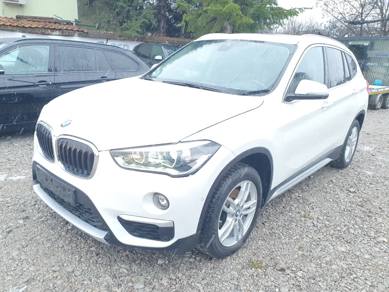 BMW X1 18d Sdrive! Harman Kardon! Панорама! Ръчка! , снимка 1 - Автомобили и джипове - 48429317