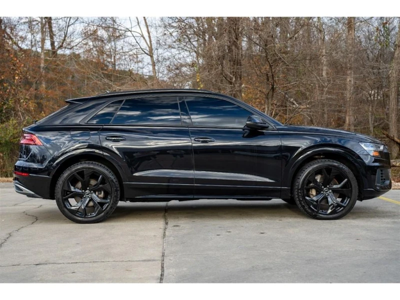 Audi Q8 PREMIUM S-Line* Black Optic* Distronic* Пано* Подг, снимка 9 - Автомобили и джипове - 48564359