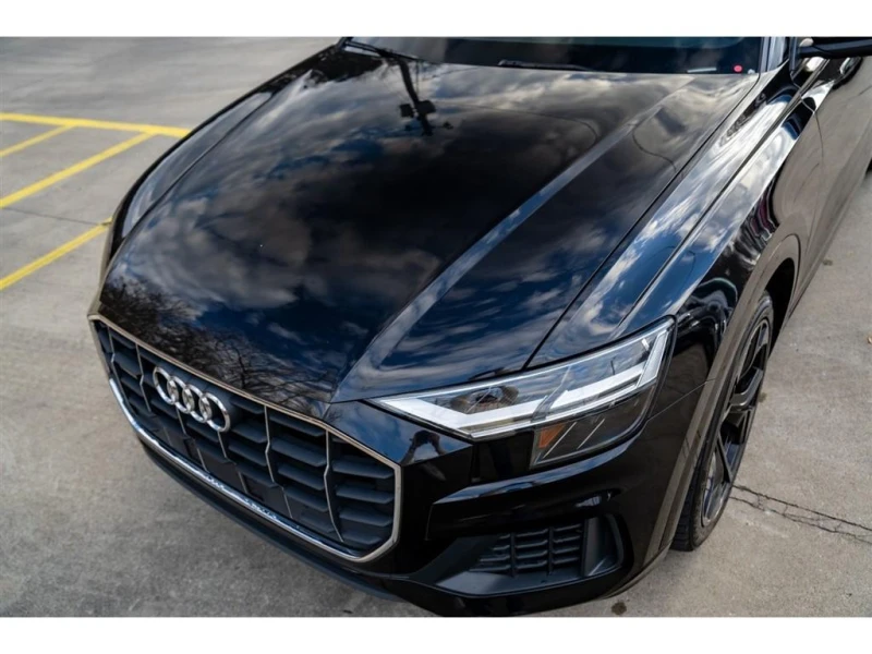 Audi Q8 PREMIUM S-Line* Black Optic* Distronic* Пано* Подг, снимка 5 - Автомобили и джипове - 48564359