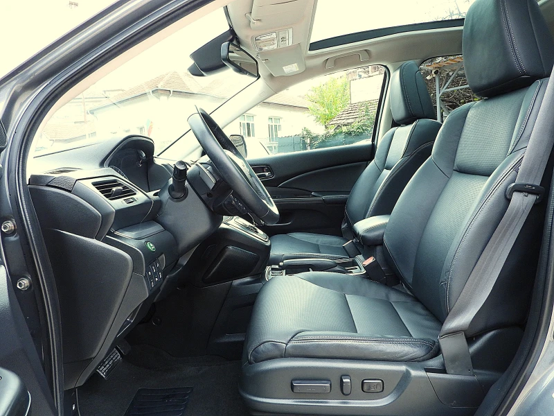 Honda Cr-v 1.6ШВЕЙЦАРИЯ-ДИСТРОНИК/КОЖА/НАВИ/LANE ASSIST/ПАНОР, снимка 7 - Автомобили и джипове - 52380882