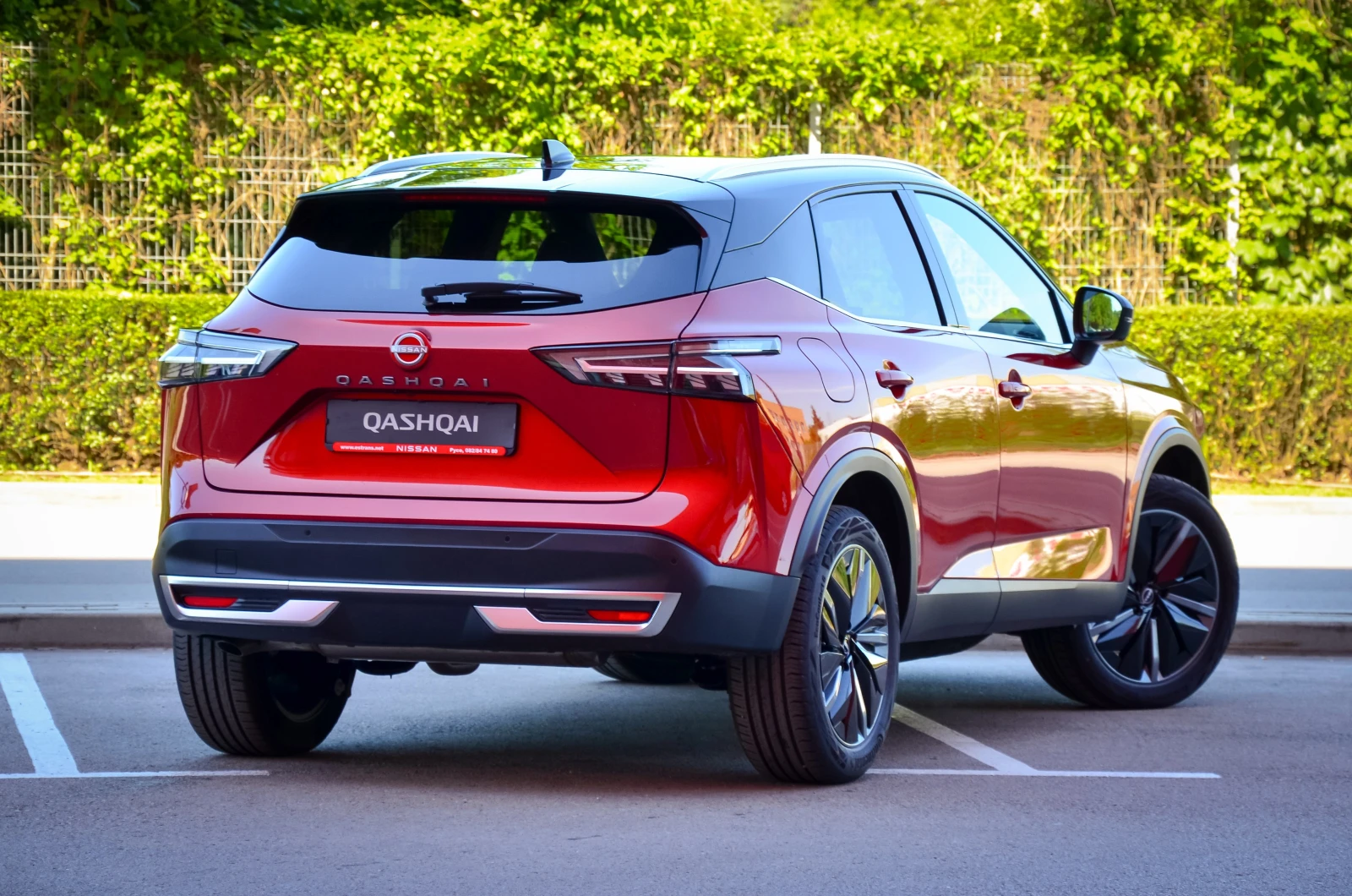 Nissan Qashqai 1.3DiG-T 2WD Tekna Two Tone - изображение 4
