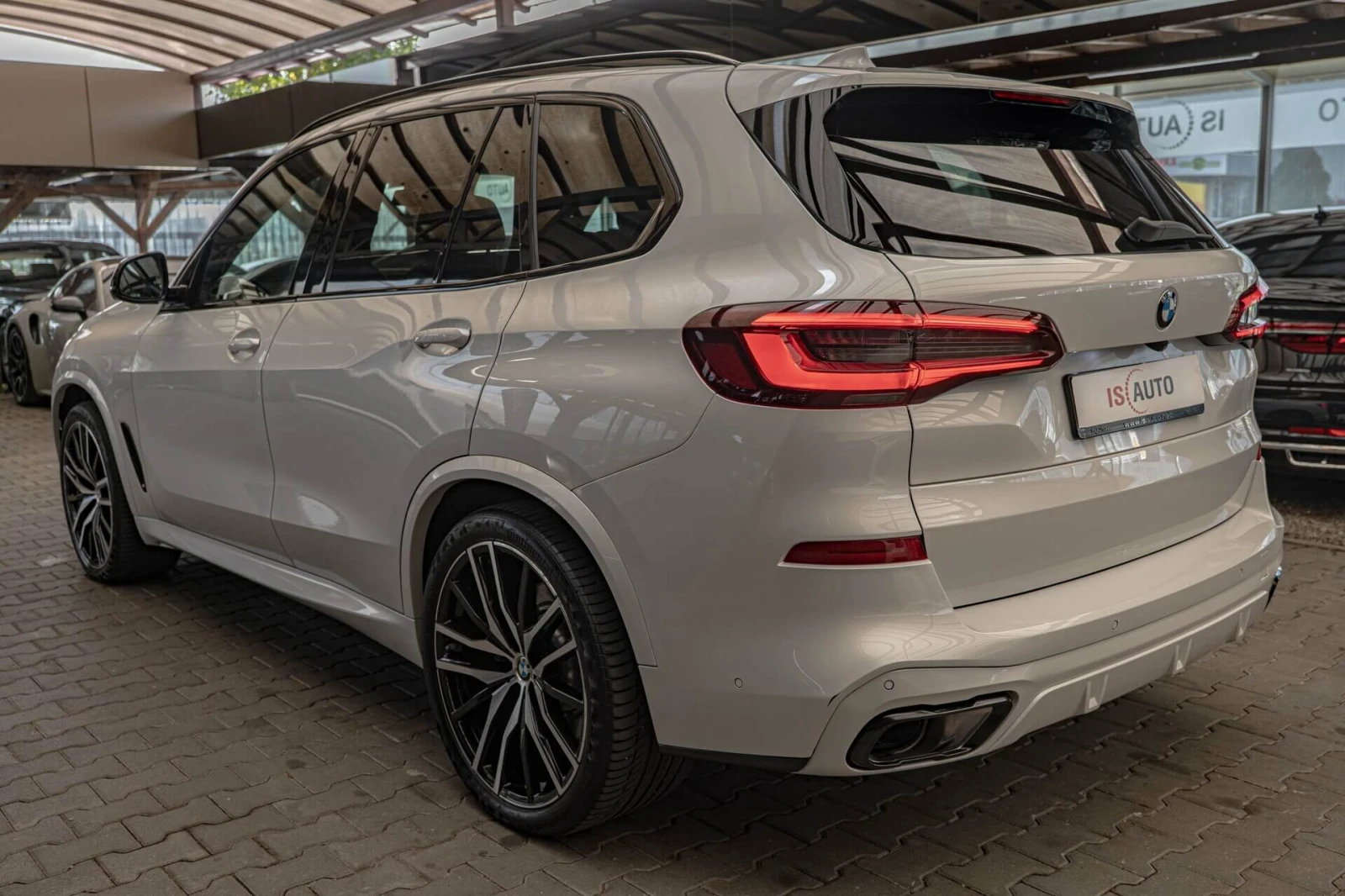 BMW X5 40d/M-Packet/Harman Kardon/Soft Close/HuD/Individu - изображение 6