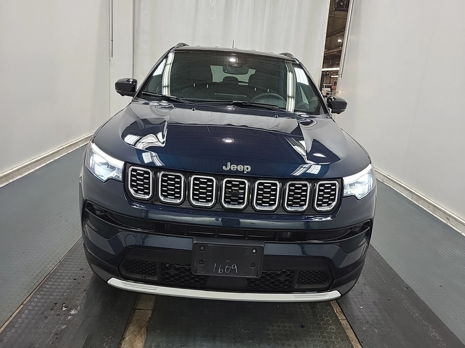 Jeep Compass LIMITED * * CARFAX * * АВТО КРЕДИТ * * , снимка 5 - Автомобили и джипове - 54077440