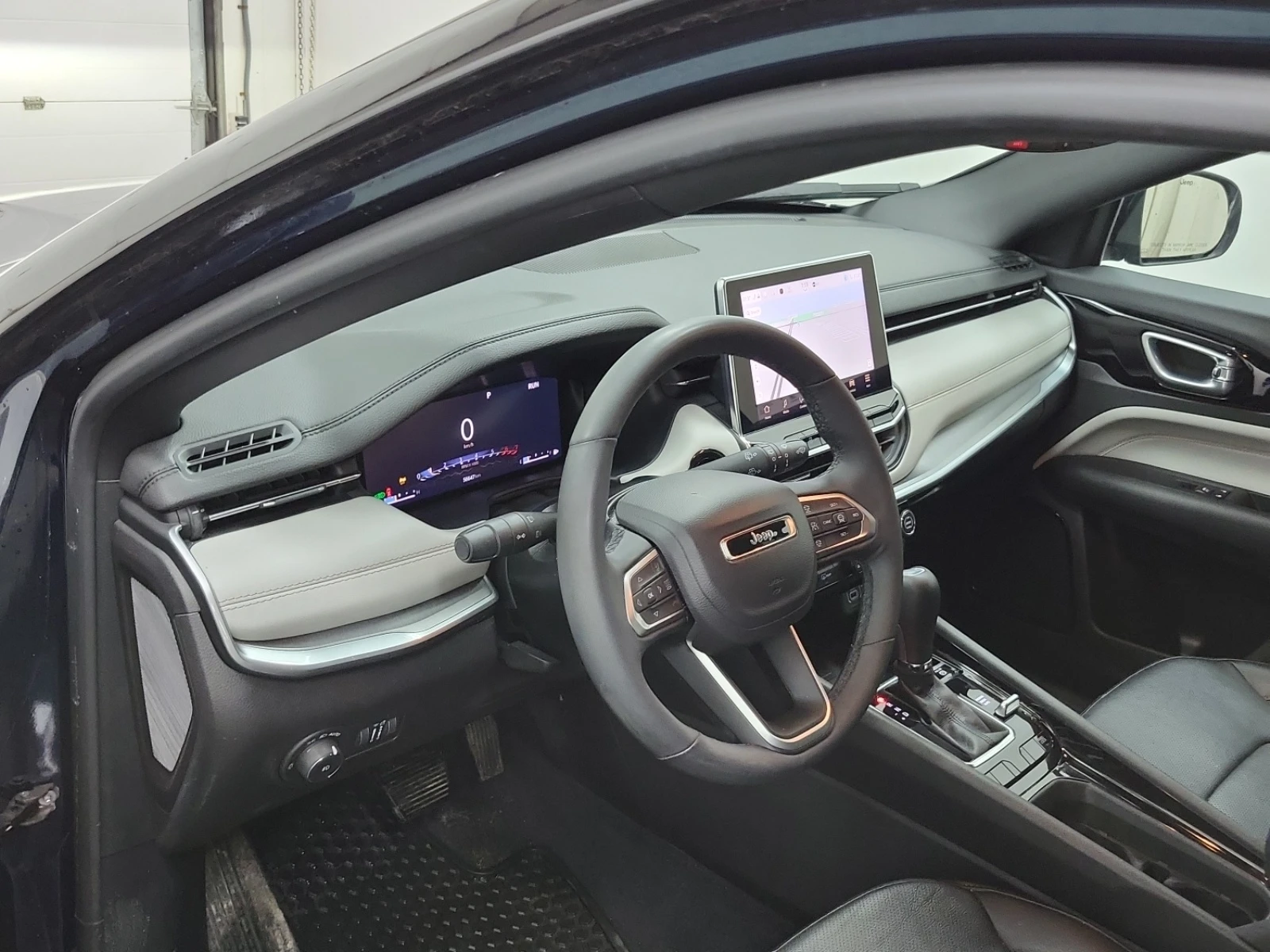 Jeep Compass LIMITED * * CARFAX * * АВТО КРЕДИТ * * , снимка 9 - Автомобили и джипове - 54077440