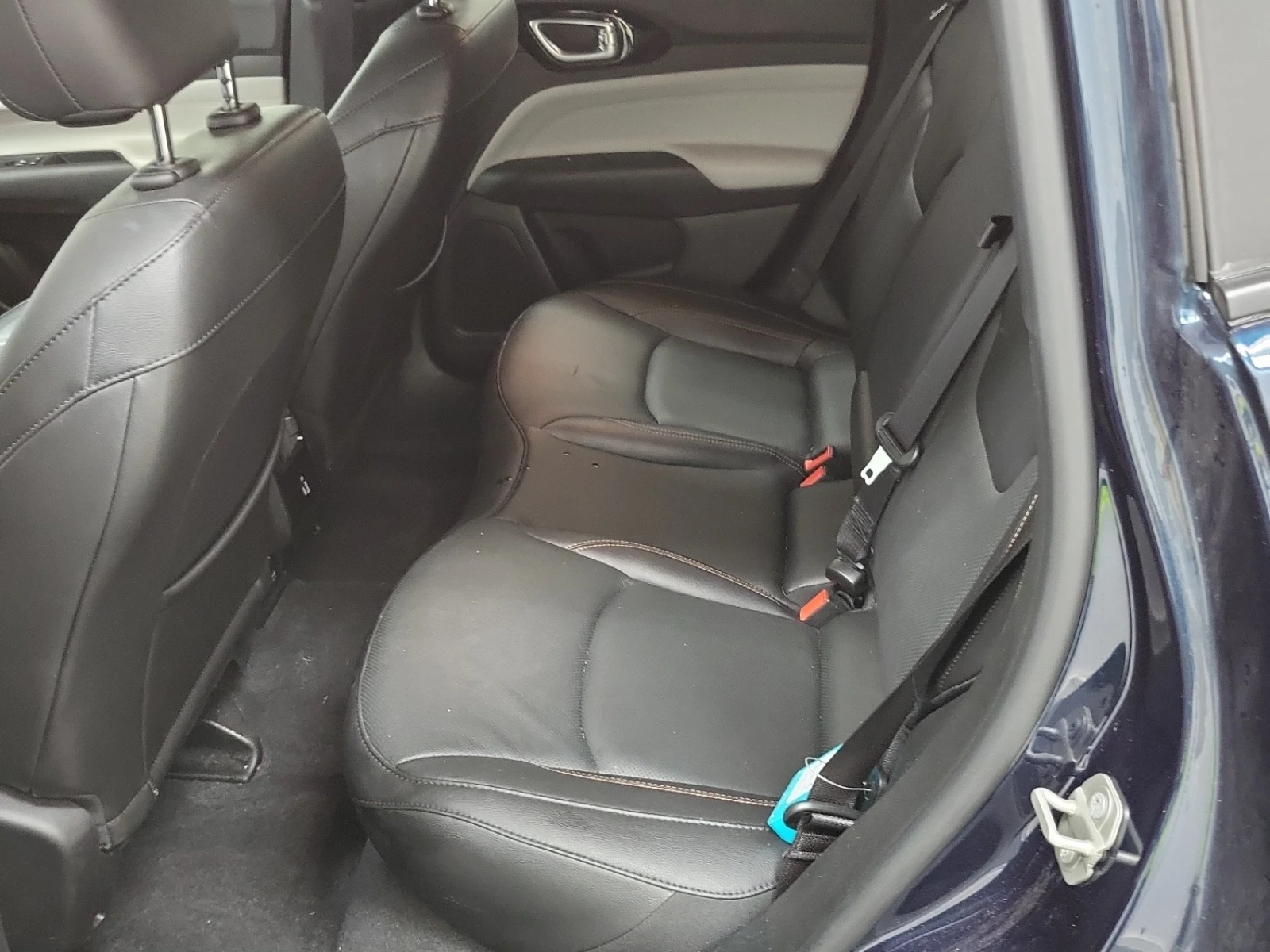 Jeep Compass LIMITED * * CARFAX * * АВТО КРЕДИТ * * , снимка 10 - Автомобили и джипове - 54077440