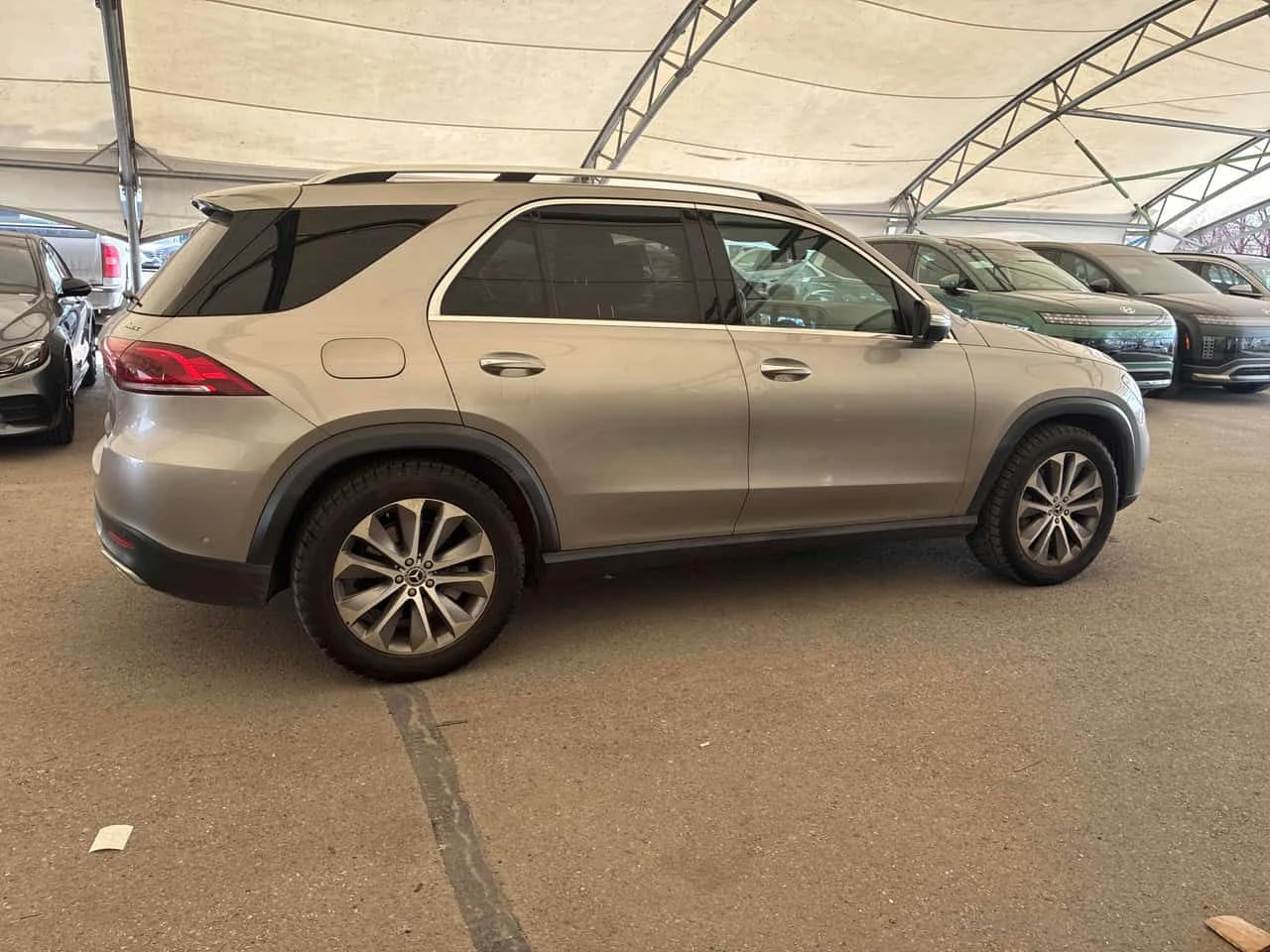Mercedes-Benz GLE 450 * BURMESTER * 360 * AMBIENT, снимка 3 - Автомобили и джипове - 54460407