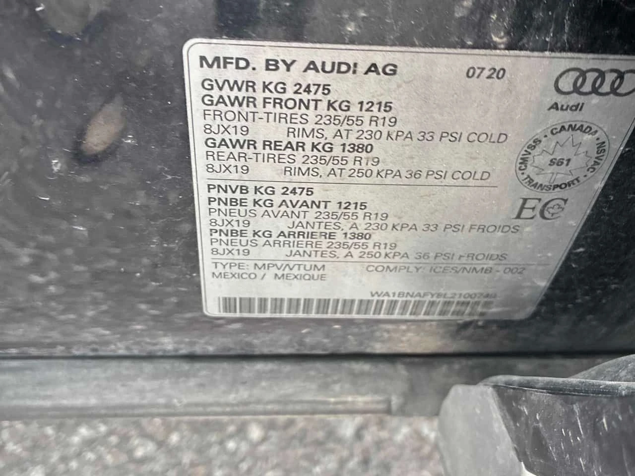 Audi Q5 * Progressiv * ПАНОРАМА* ПОДГРЕВИ* KEYLESS* , снимка 10 - Автомобили и джипове - 54581199