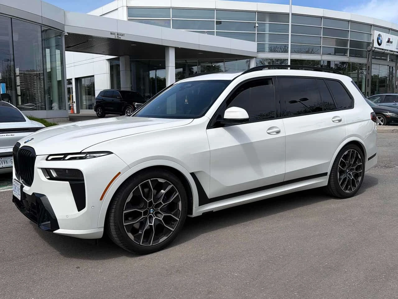BMW X7 xDrive40i M SPORT/МАСАЖИ/ОБДУХВАНЕ/ПАНОРАМА/OT BMW, снимка 3 - Автомобили и джипове - 54647186
