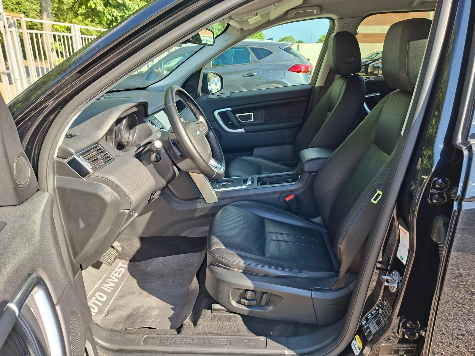 Land Rover Discovery Sport 2.0/150ks, снимка 9 - Автомобили и джипове - 54916454
