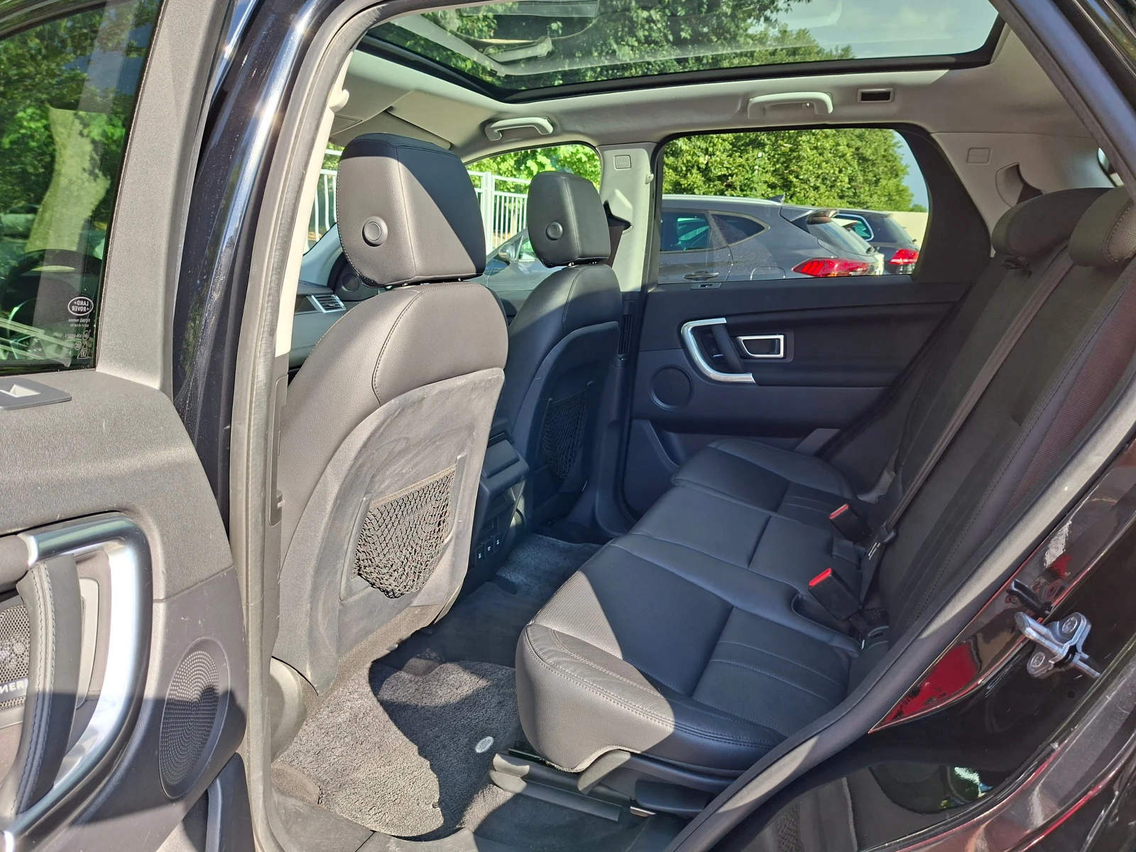 Land Rover Discovery Sport 2.0/150ks, снимка 11 - Автомобили и джипове - 54916454