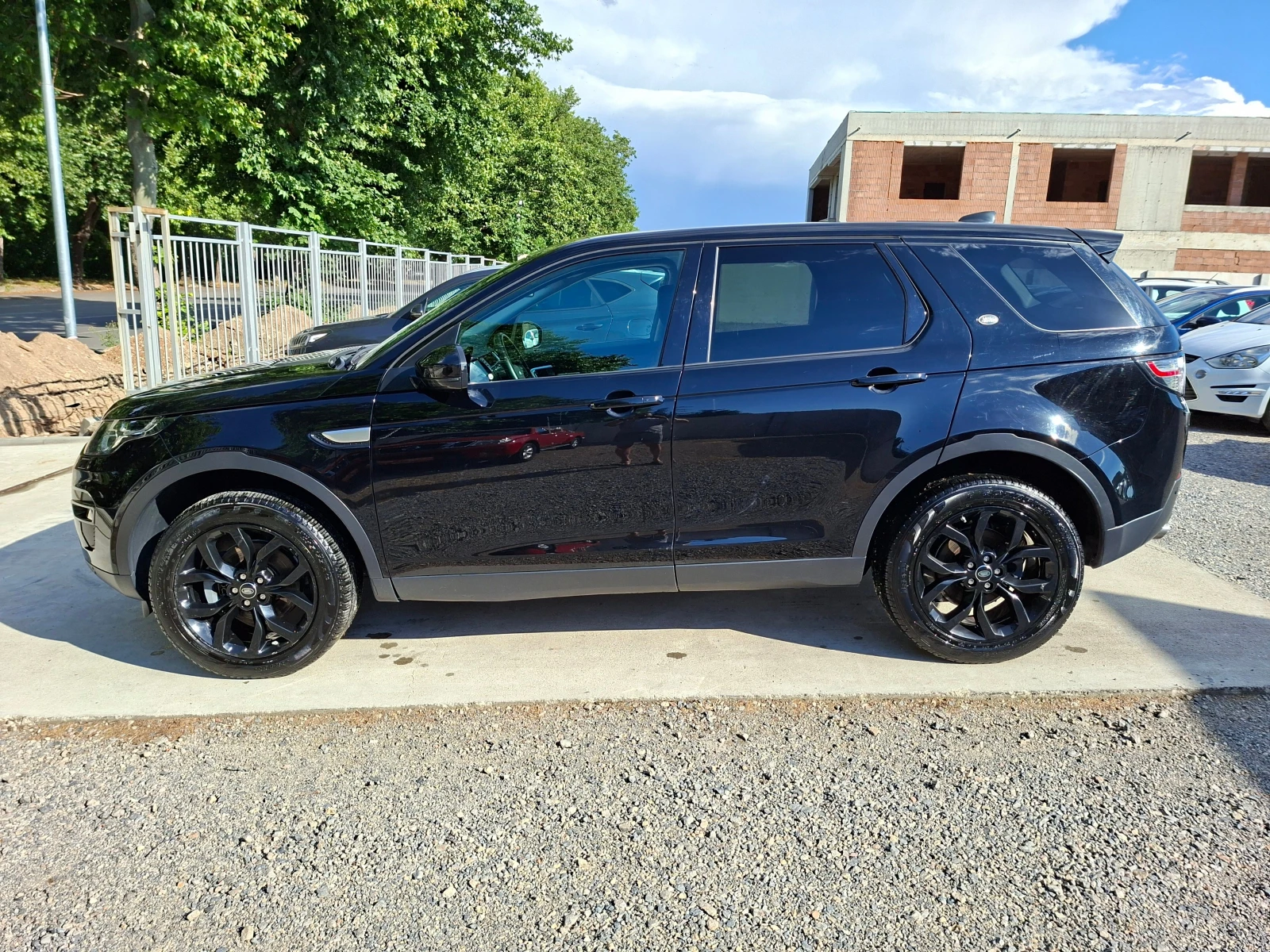 Land Rover Discovery Sport 2.0/150ks, снимка 4 - Автомобили и джипове - 54916454