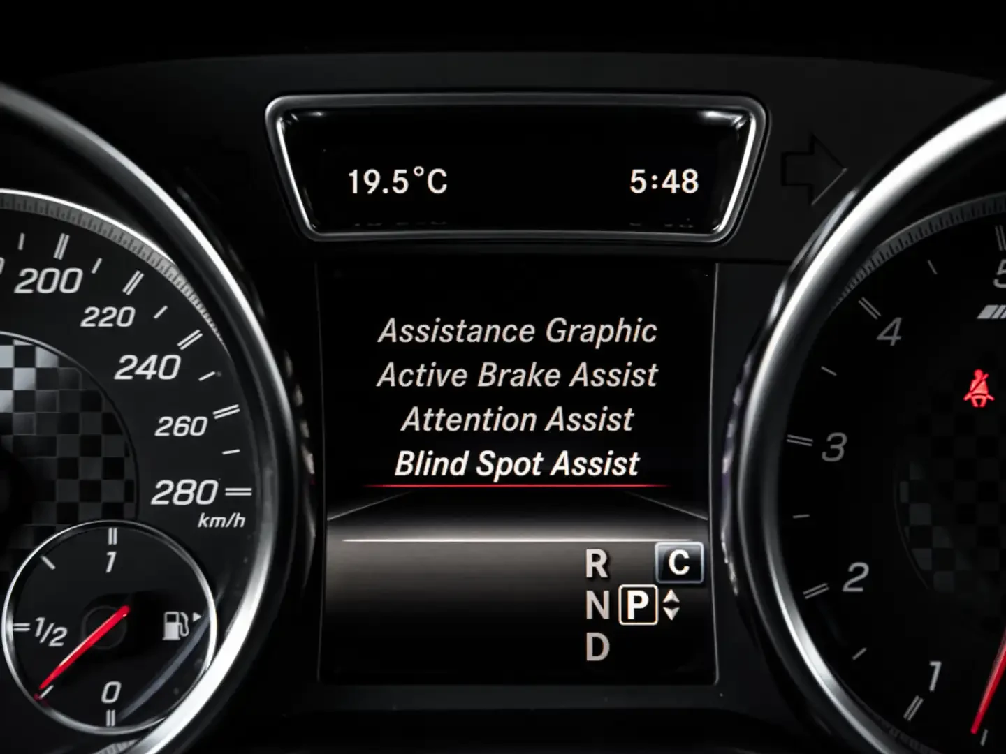 Mercedes-Benz GLE 43 AMG HARMAN KARDON/360 CAMERA/PANO/DRIVE PKG/ADAPT. CRU, снимка 9 - Автомобили и джипове - 55630447