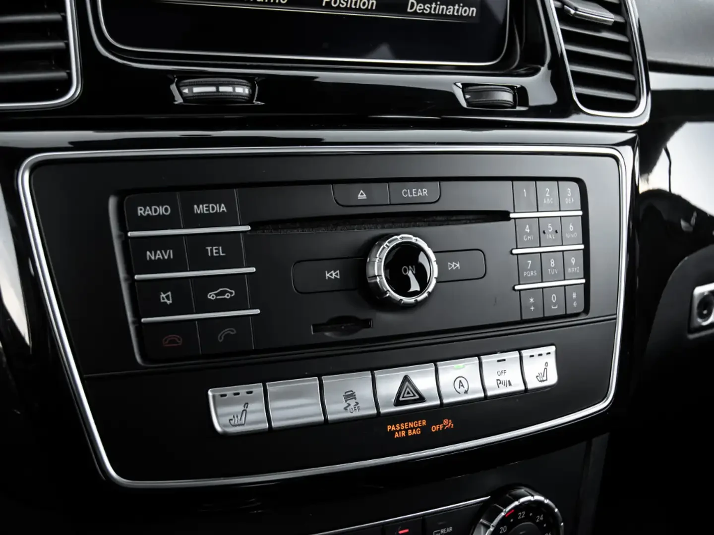 Mercedes-Benz GLE 43 AMG HARMAN KARDON/360 CAMERA/PANO/DRIVE PKG/ADAPT. CRU, снимка 11 - Автомобили и джипове - 55630447