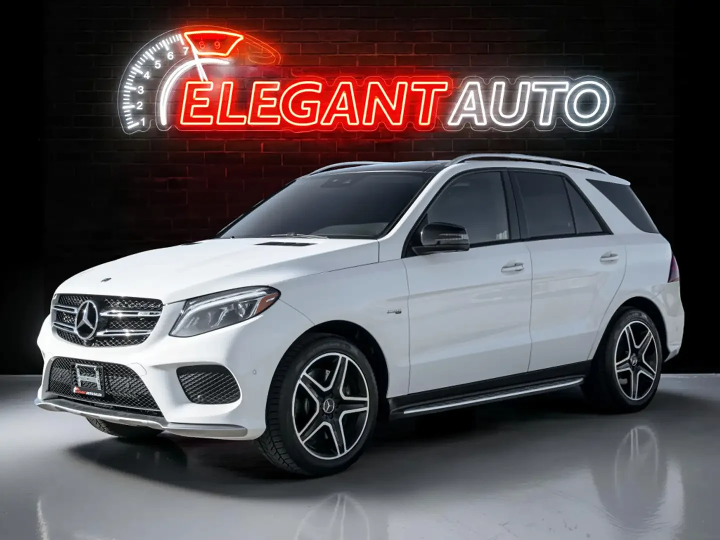 Mercedes-Benz GLE 43 AMG HARMAN KARDON/360 CAMERA/PANO/DRIVE PKG/ADAPT. CRU, снимка 3 - Автомобили и джипове - 55630447
