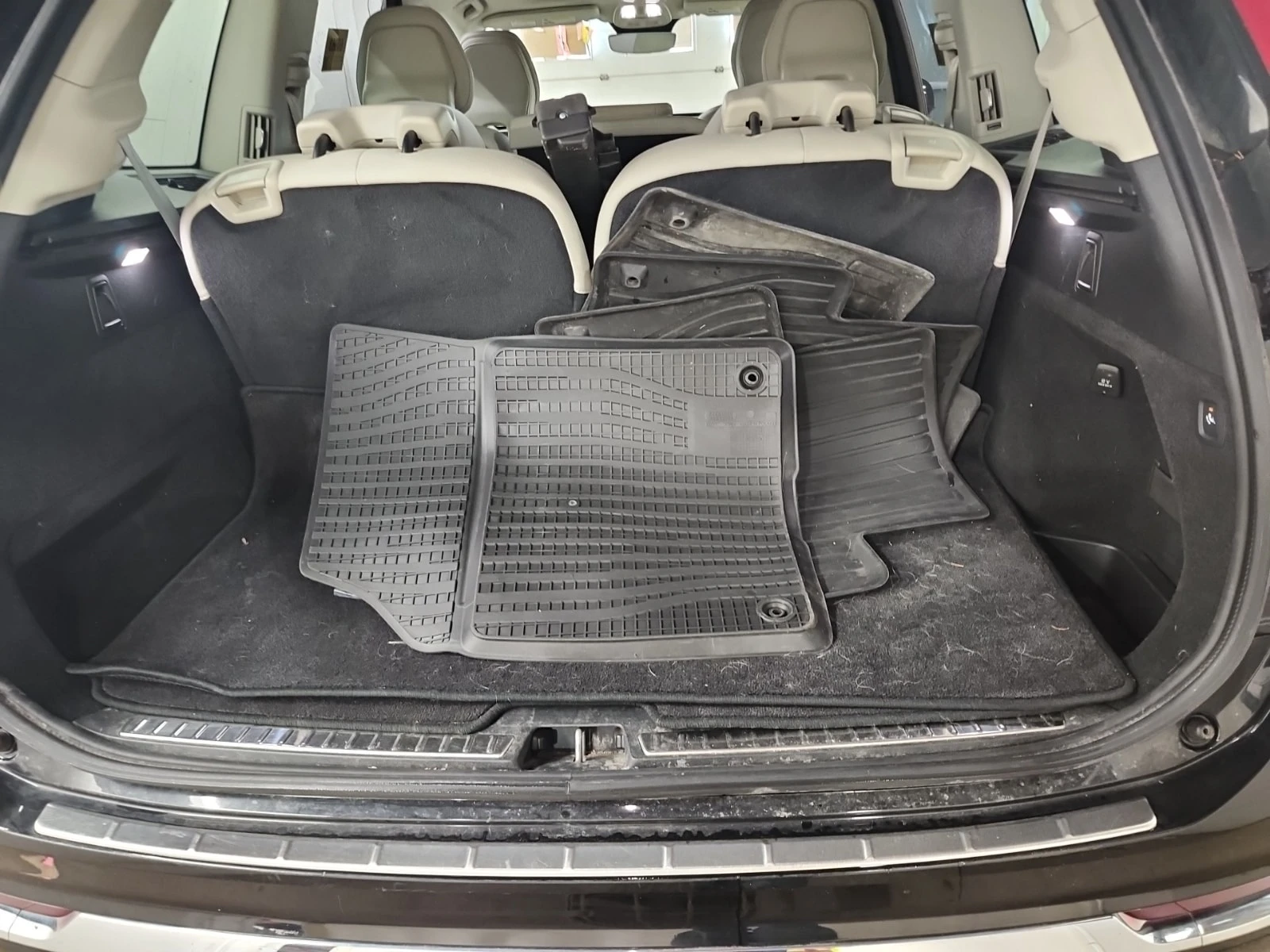 Volvo Xc90 * PLUS BRIGHT THEME * CARFAX * От Volvo * , снимка 14 - Автомобили и джипове - 55889719
