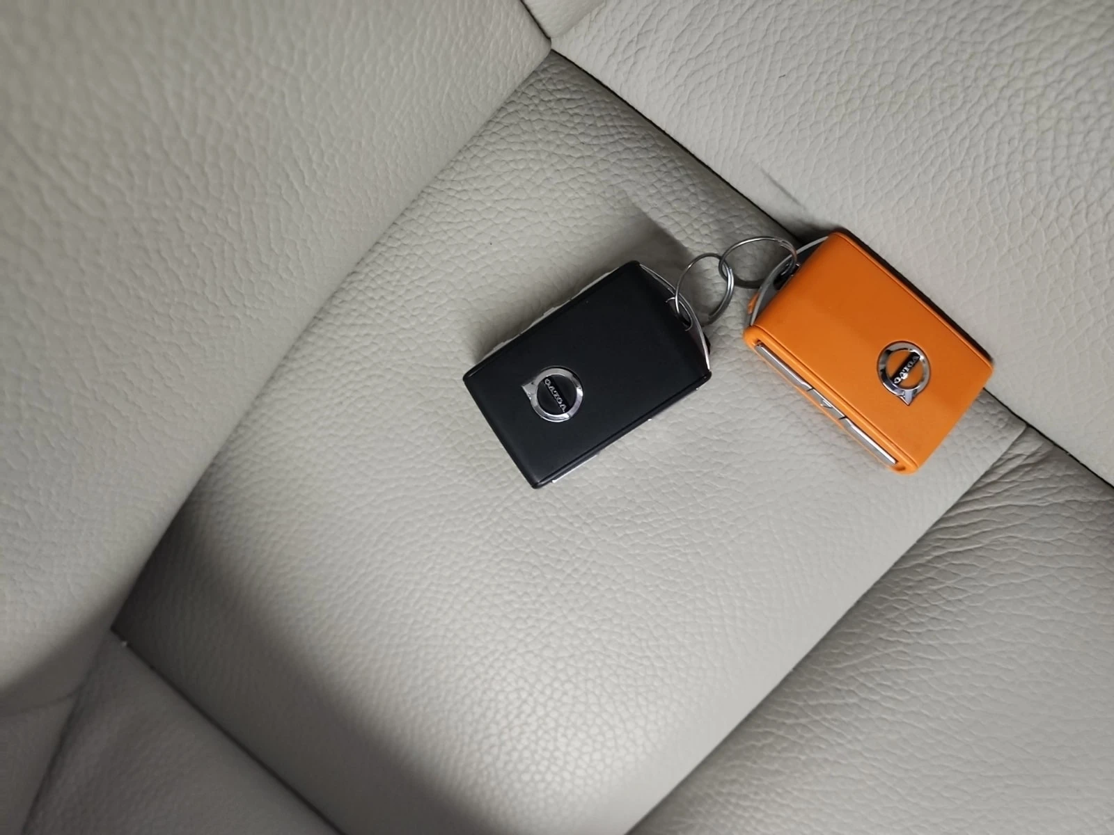 Volvo Xc90 * PLUS BRIGHT THEME * CARFAX * От Volvo * , снимка 11 - Автомобили и джипове - 55889719