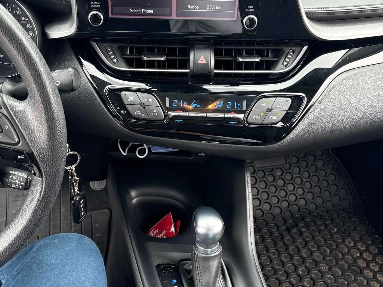 Toyota C-HR * FWD * CARFAX * ��� ������������ ������ | Mobile.bg � ����������� 9