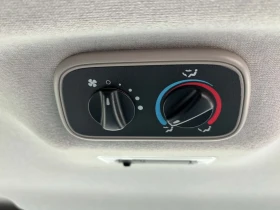 Ford Transit 2.2 6 СКОРОСТИ 9 МЕСТА ДВОЕН КЛИМАТИК ПЕЧКА EURO5, снимка 9