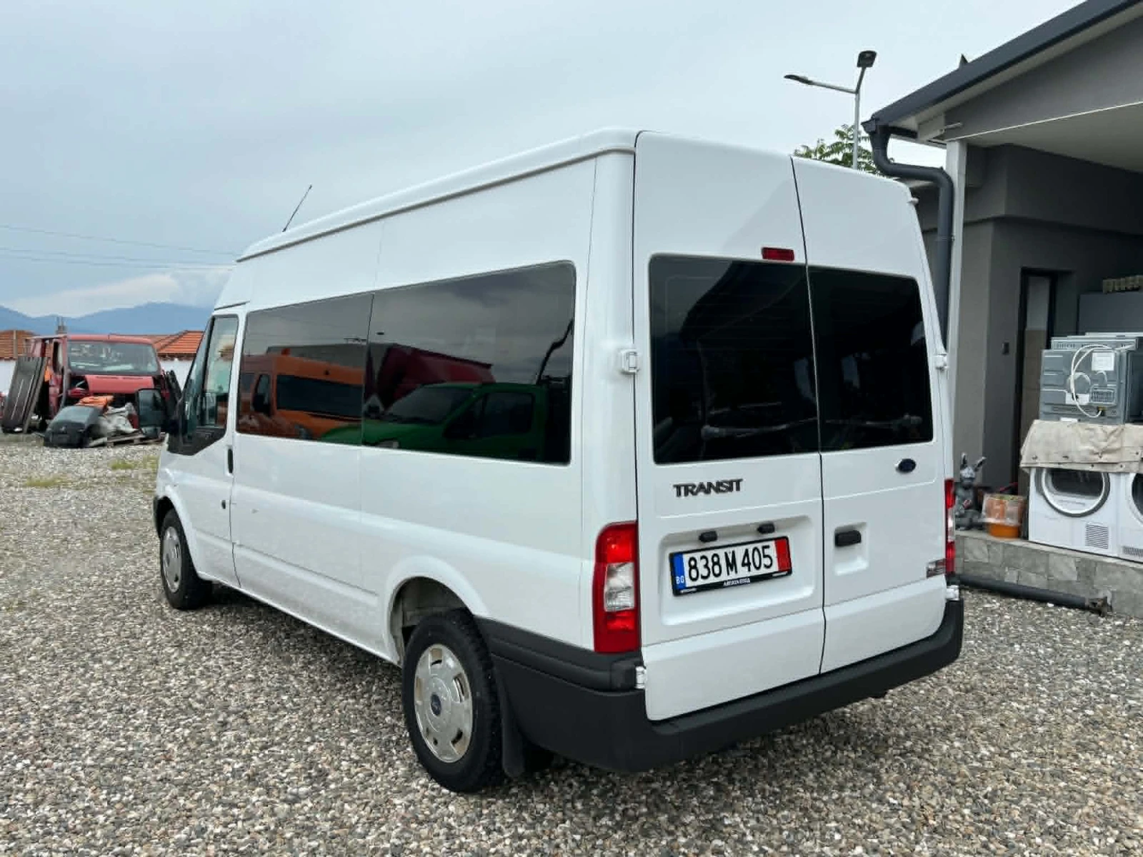 Ford Transit 2.2 6 СКОРОСТИ 9 МЕСТА ДВОЕН КЛИМАТИК ПЕЧКА EURO5, снимка 4 - Бусове и автобуси - 54946170