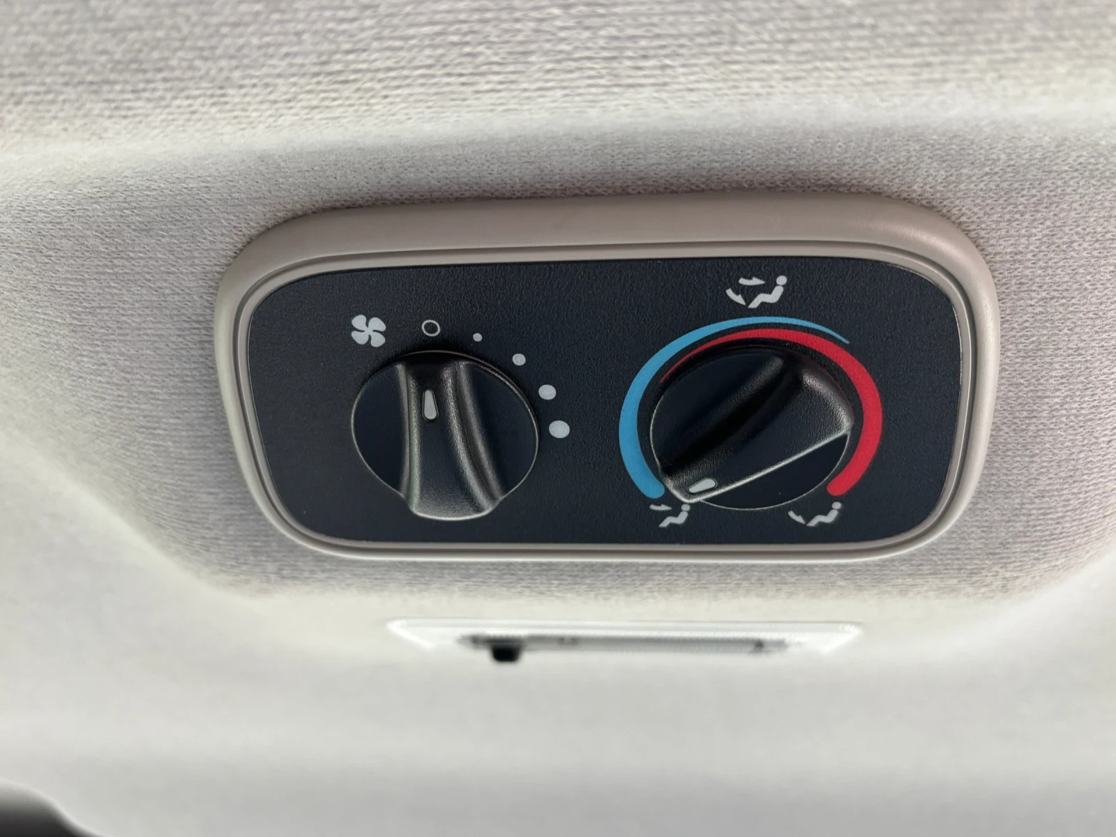 Ford Transit 2.2 6 �������� 9 ����� ����� �������� ����� EURO5 | Mobile.bg � ����������� 9