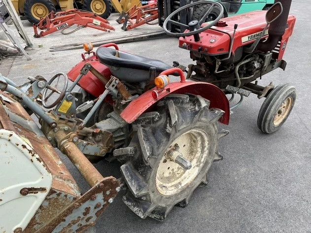 Трактор Yanmar 13кс, снимка 3 - Селскостопанска техника - 56258594