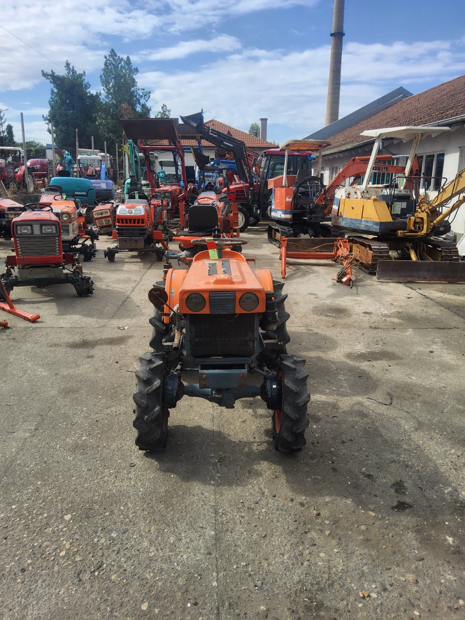 Трактор Kubota 13кс, снимка 3 - Селскостопанска техника - 56258594