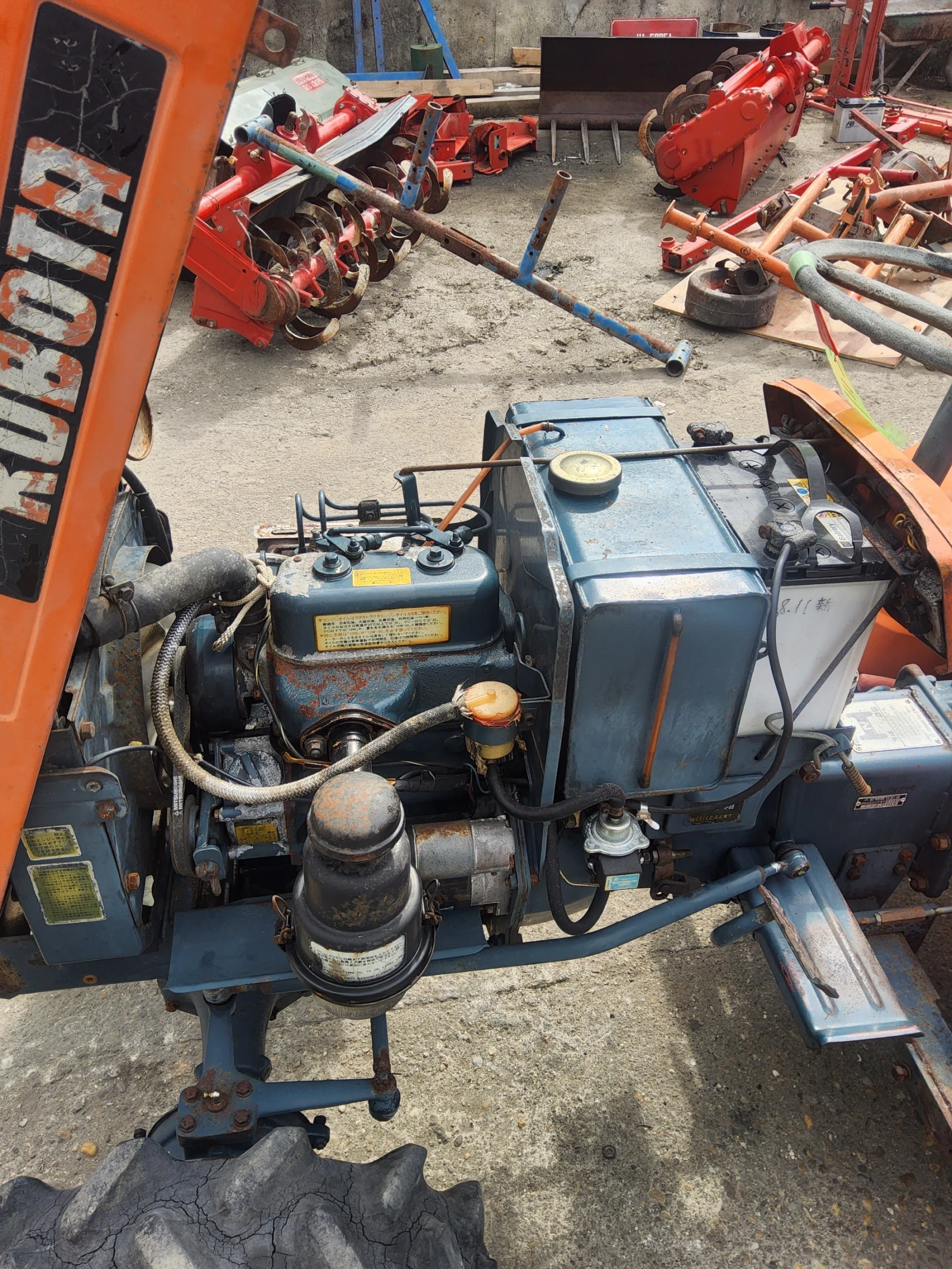Трактор Kubota 13кс, снимка 6 - Селскостопанска техника - 56258594