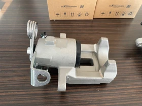 НОВИ Задни спирачни апарати Audi A3 Golf 4 Seat Leon Skoda Octavia, снимка 8