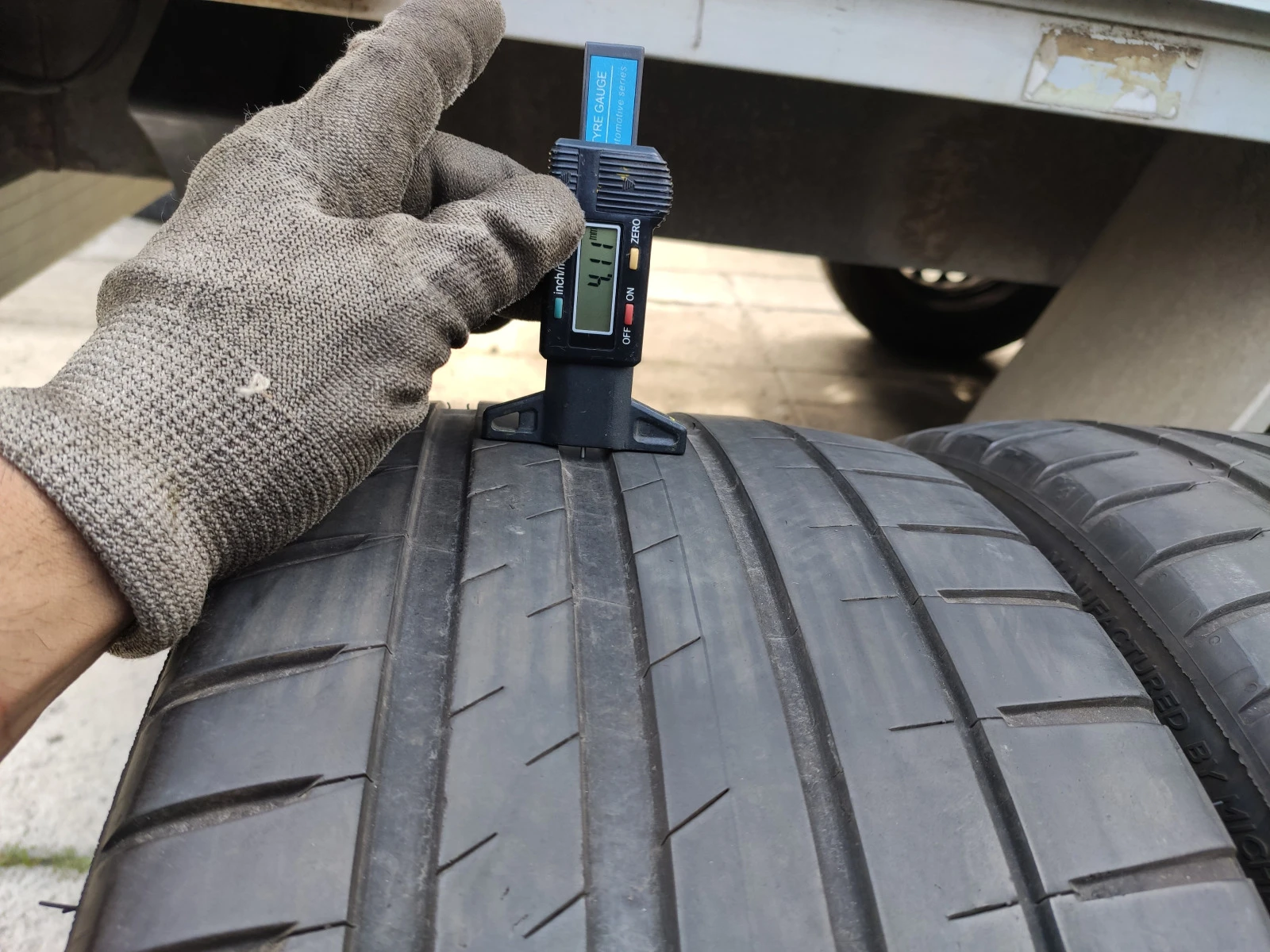  235/35R19 | Mobile.bg   4