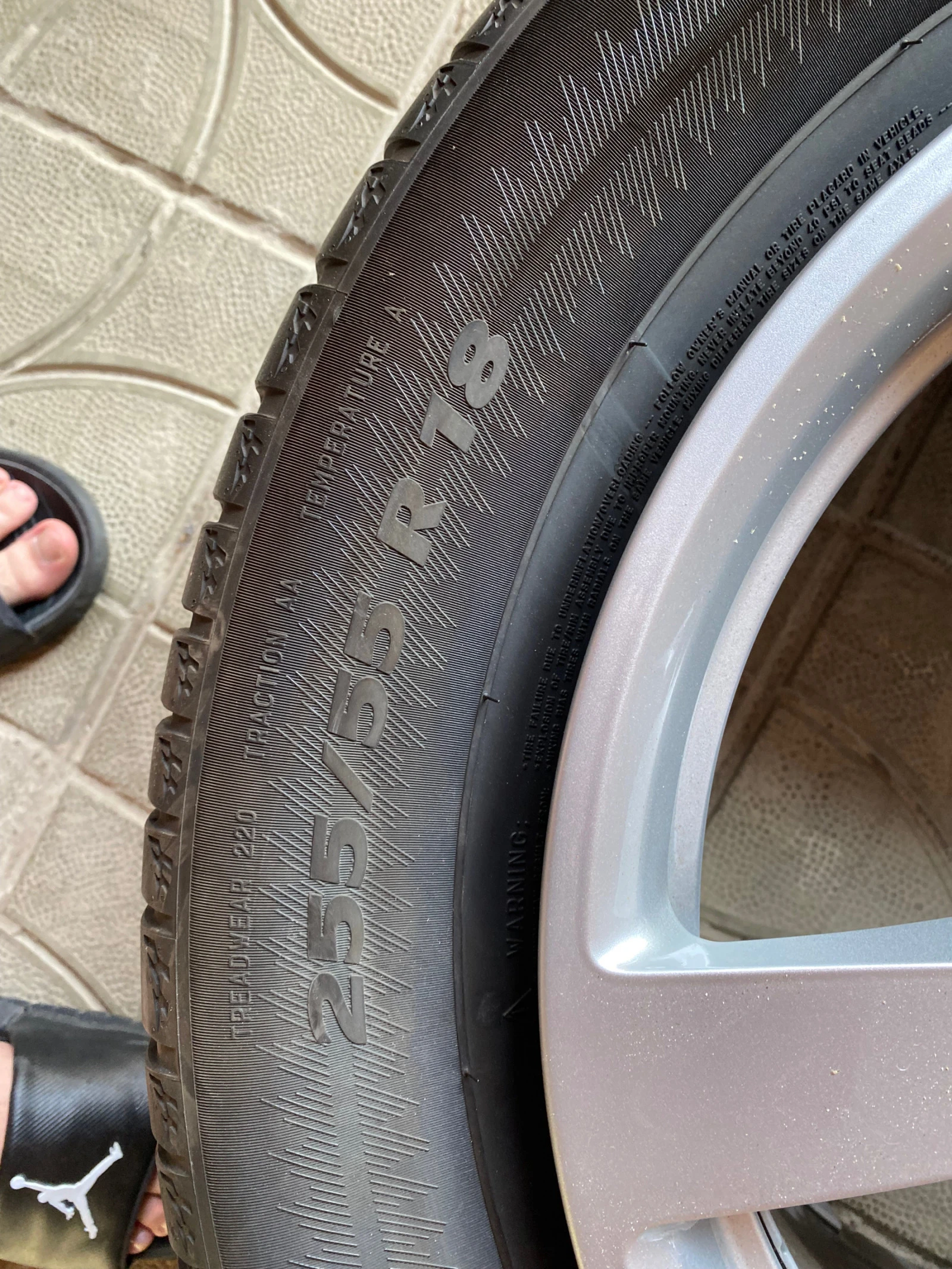    255/55R18  Porsche | Mobile.bg   9