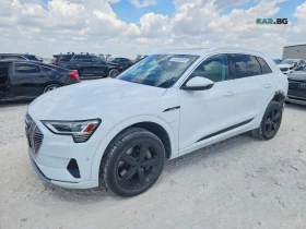 Audi E-Tron PREMIUM-PLUS* PANORAMA* 360-CAM* PODGREV* OBDUHVAN