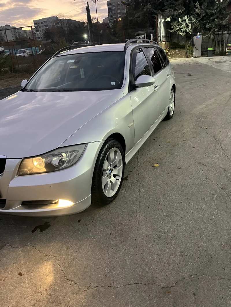 BMW 320, снимка 4 - Автомобили и джипове - 48016267