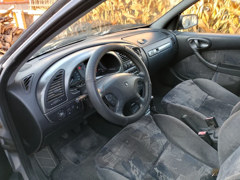 Citroen Xsara 1.6i, снимка 4 - Автомобили и джипове - 48110651