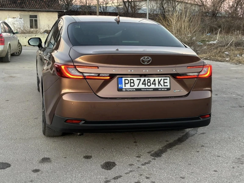 Toyota Camry 2, 5   LUXURY , снимка 4 - Автомобили и джипове - 49392717