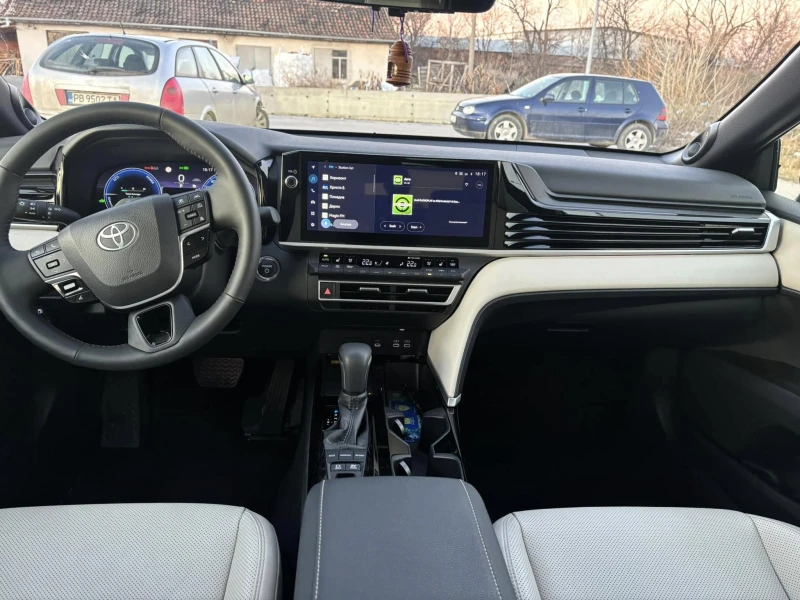 Toyota Camry 2, 5   LUXURY , снимка 8 - Автомобили и джипове - 49392717