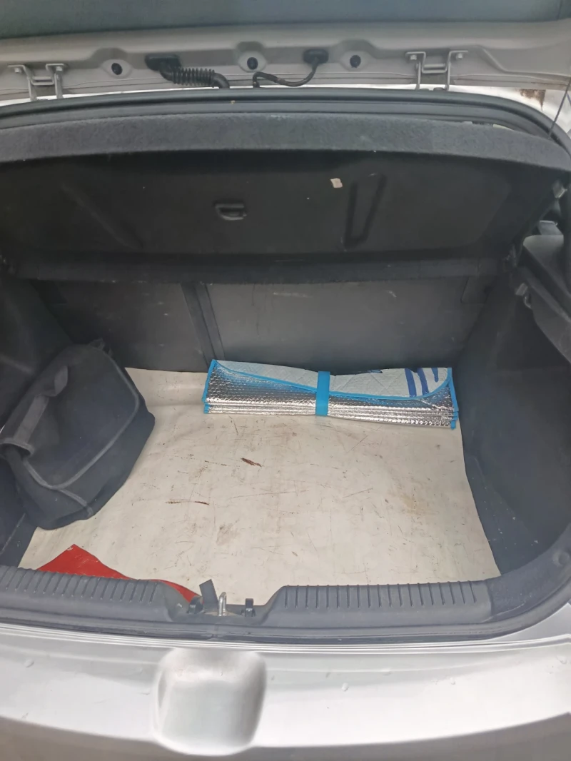 Hyundai I30, снимка 7 - Автомобили и джипове - 52496220