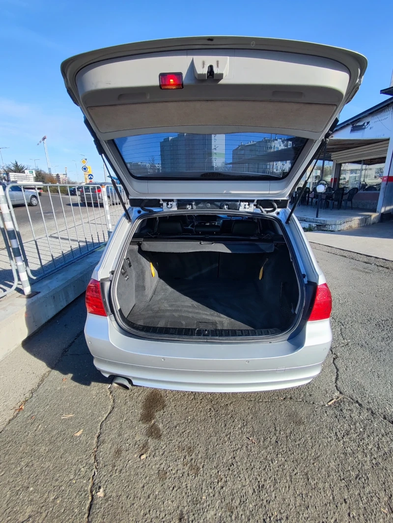 BMW 320 Перфектно състояние , снимка 12 - Автомобили и джипове - 52648110