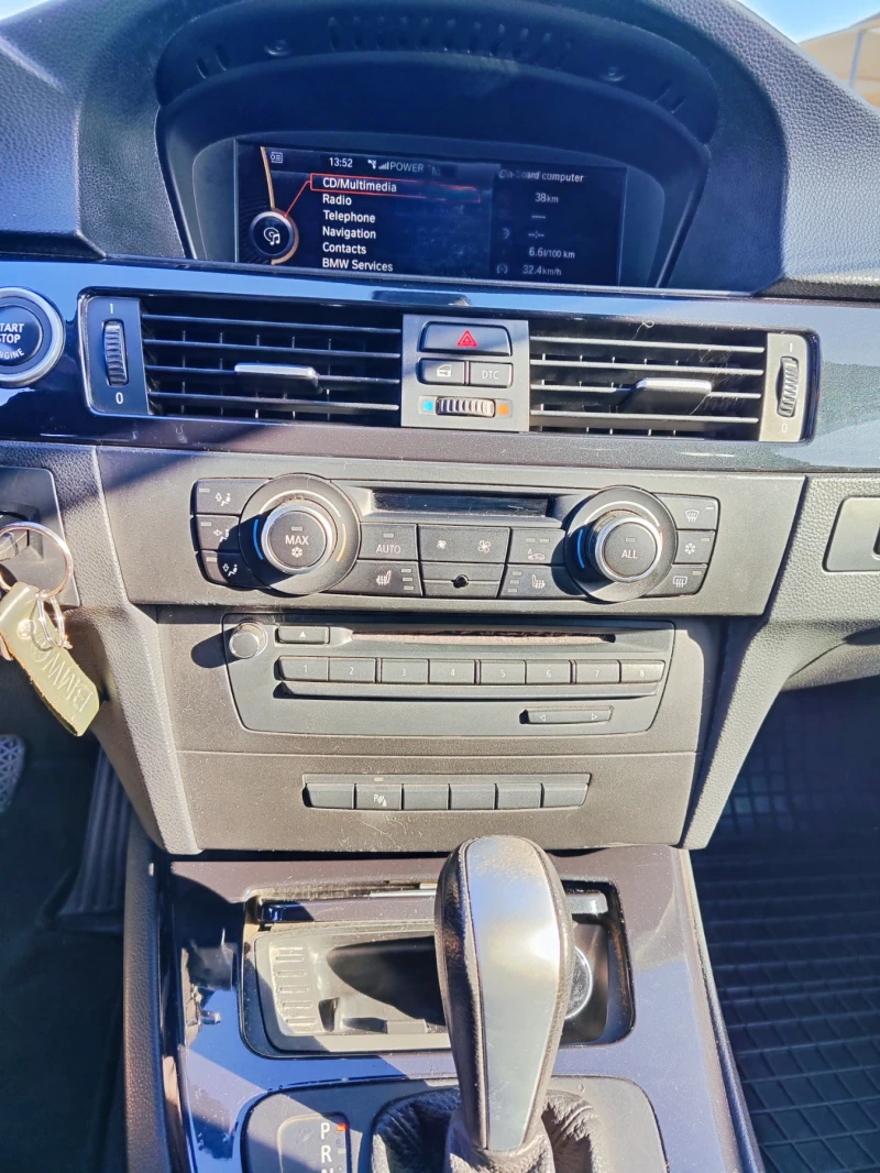 BMW 320 Перфектно състояние , снимка 4 - Автомобили и джипове - 52648110