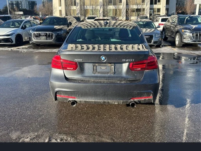 BMW 340 xDrive* АвтоКредит* (ЦЕНА ДО БГ), снимка 4 - Автомобили и джипове - 53235738